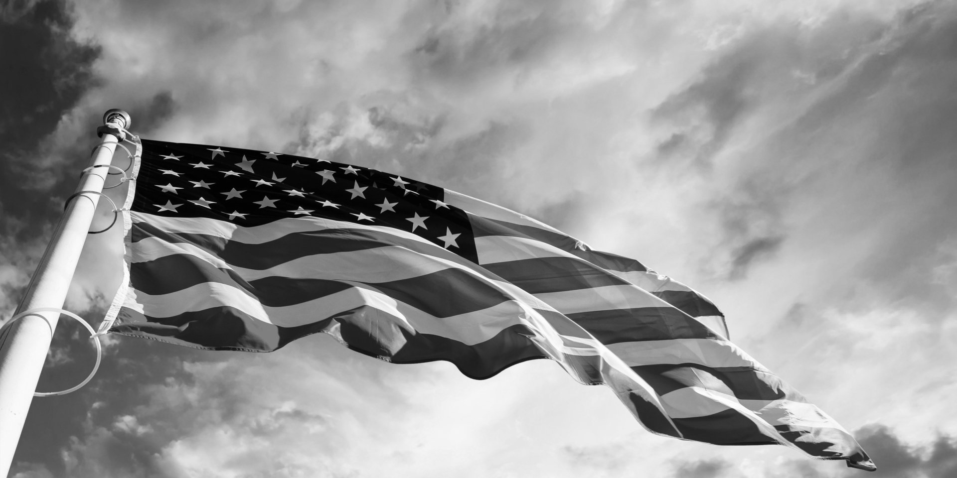 american-flag-1920x960bw
